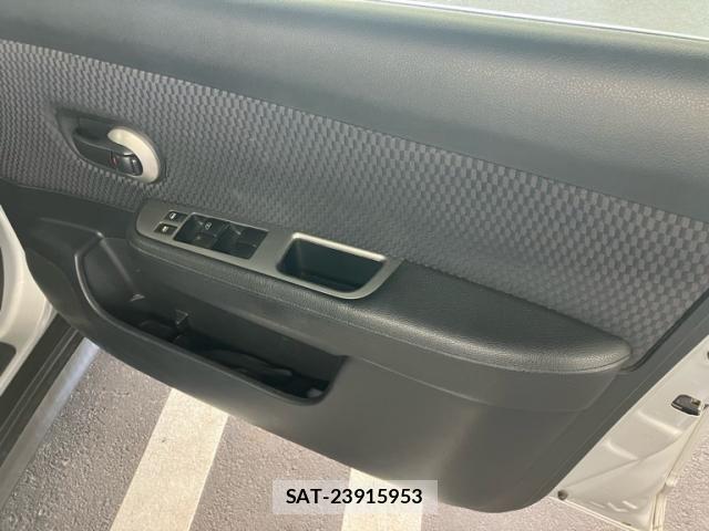 Nissan TIIDA 2011-09 8438989-18