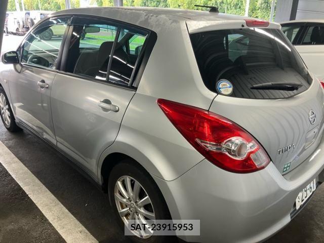 Nissan TIIDA 2011-09 8438989-3