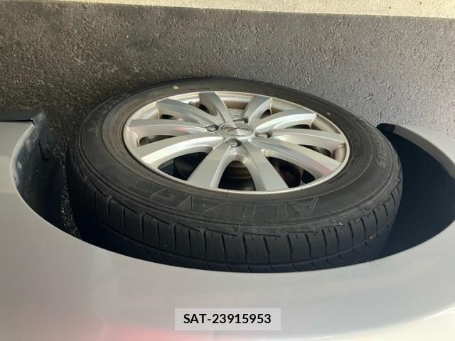 Nissan TIIDA 2011-09 8438989-6
