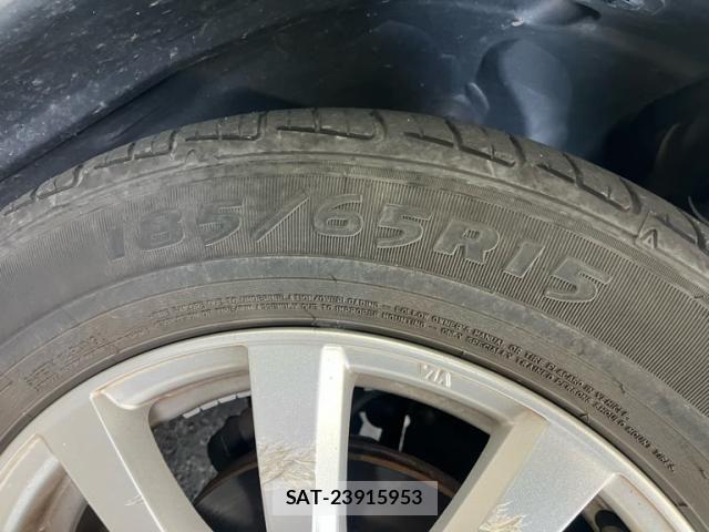 Nissan TIIDA 2011-09 8438989-8