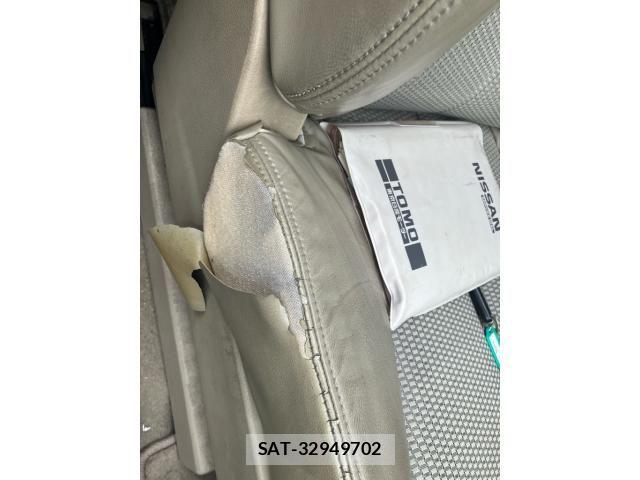 Nissan TIIDA 2005-01 8438987-24