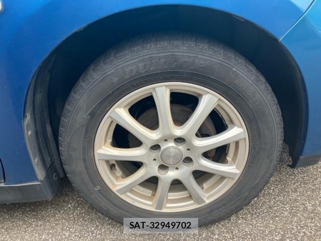Nissan TIIDA 2005-01 8438987-5