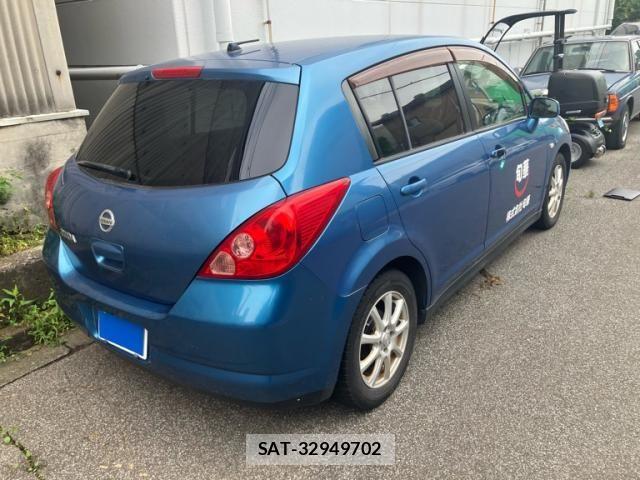 Nissan TIIDA 2005-01 8438987-8