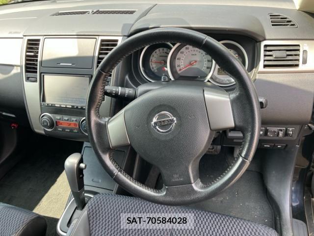 Nissan TIIDA 2011-11 8458641-6