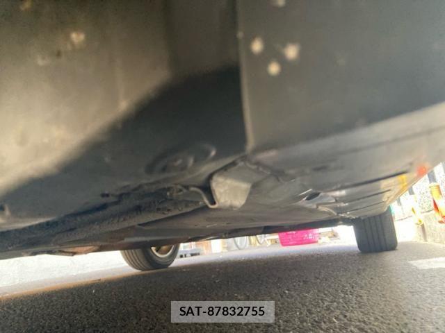 Nissan TIIDA 2012-01 8486189-11