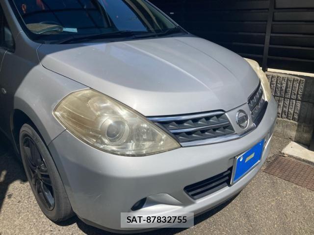 Nissan TIIDA 2012-01 8486189-1