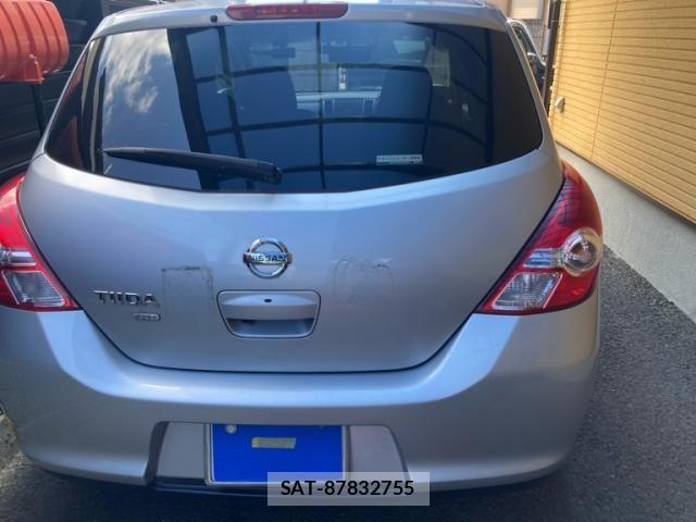 Nissan TIIDA 2012-01 8486189-6