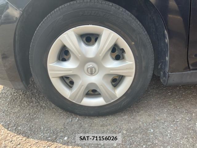 Nissan TIIDA 2009-11 8527796-9