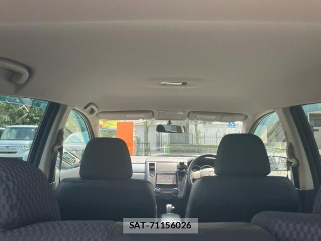 Nissan TIIDA 2009-11 8527796-13