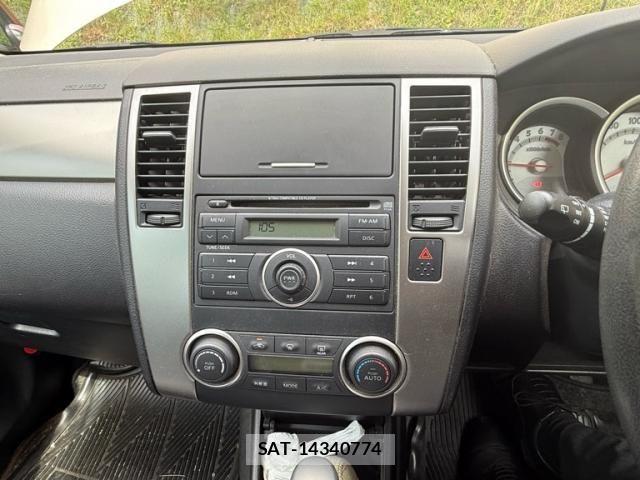 Nissan TIIDA 2011-09 8527805-20