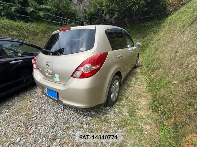 Nissan TIIDA 2011-09 8527805-3