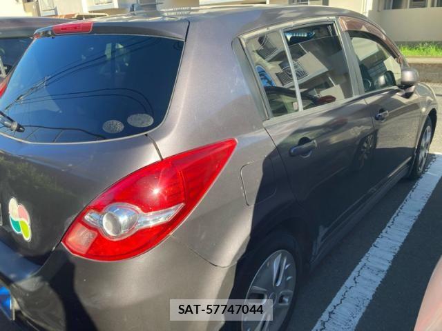 Nissan TIIDA 2008-03 8527798-9