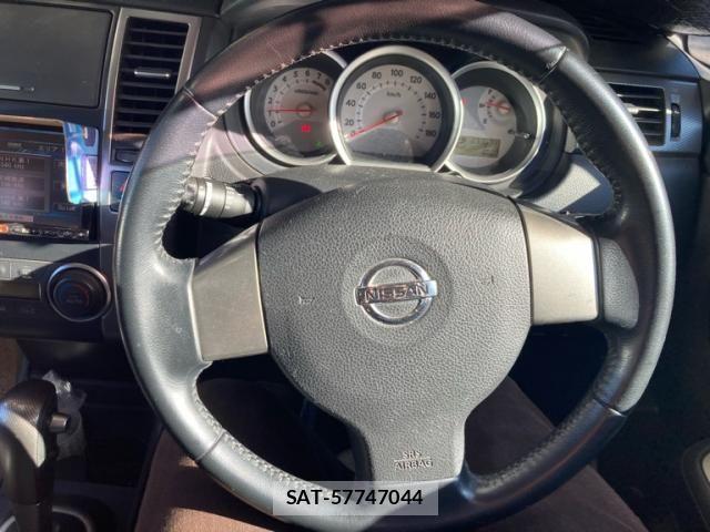 Nissan TIIDA 2008-03 8527798-18
