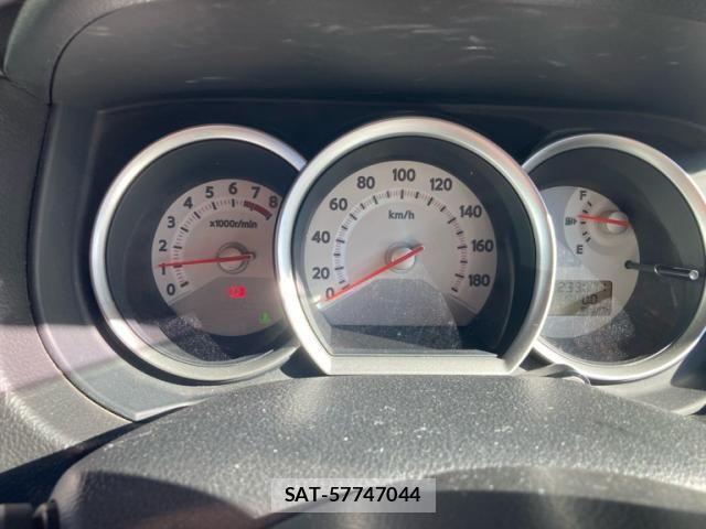 Nissan TIIDA 2008-03 8527798-19