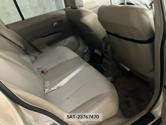 Nissan TIIDA 2005-08 8527799-16