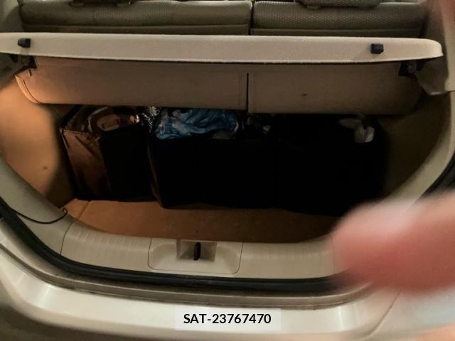 Nissan TIIDA 2005-08 8527799-18