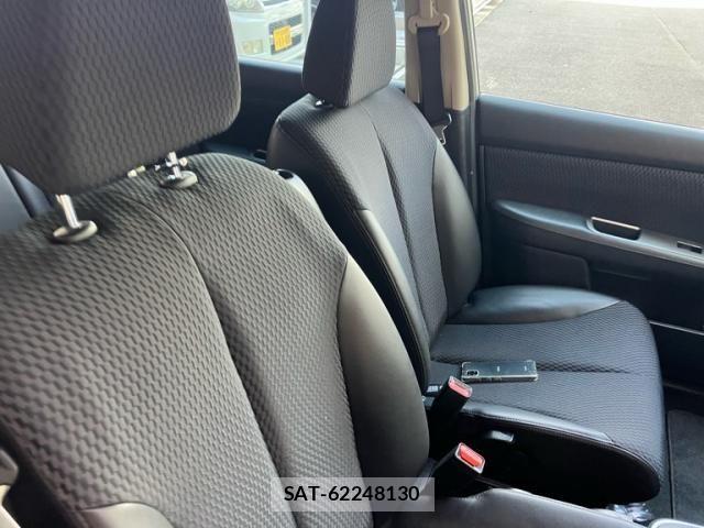 Nissan TIIDA 2009-10 8527802-6