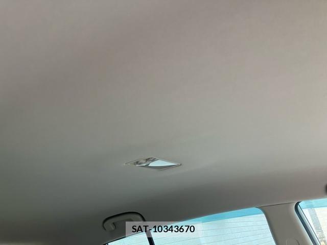 Nissan TIIDA 2011-03 8563823-17