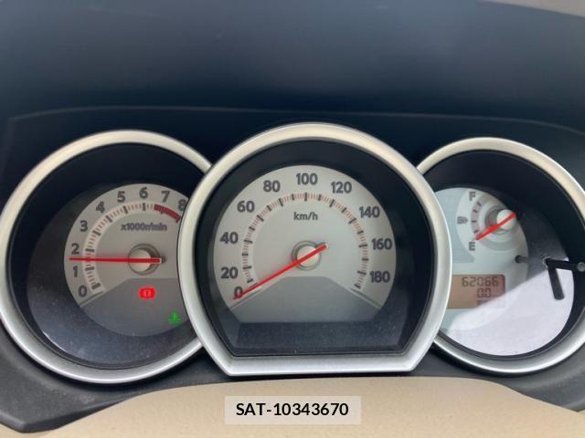 Nissan TIIDA 2011-03 8563823-18