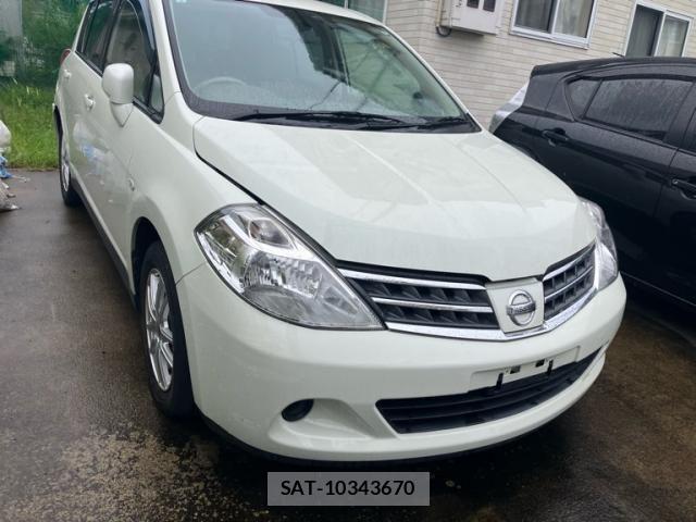 Nissan TIIDA 2011-03 8563823-3