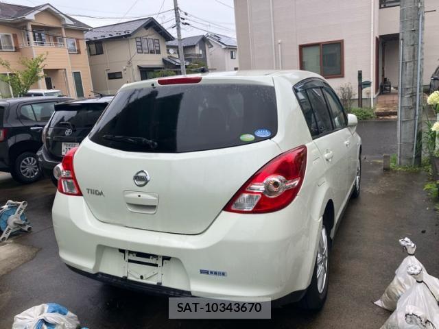 Nissan TIIDA 2011-03 8563823-8