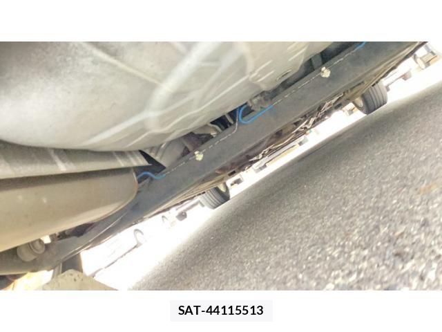 Nissan TIIDA 2009-10 8662008-15