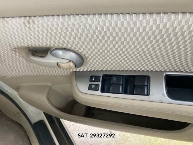 Nissan TIIDA 2008-03 8686794-11