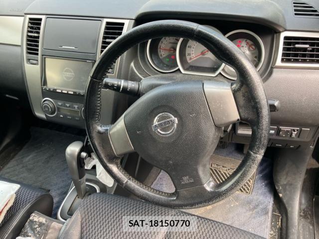 Nissan TIIDA 2012-02 8832090-16