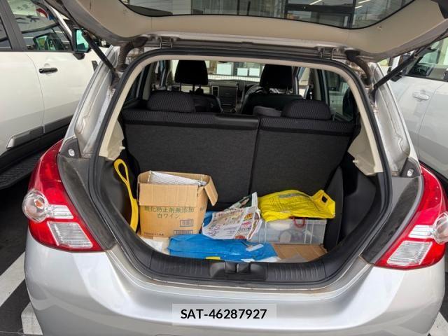 Nissan TIIDA 2011-09 8832091-13