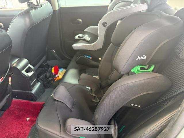 Nissan TIIDA 2011-09 8832091-14