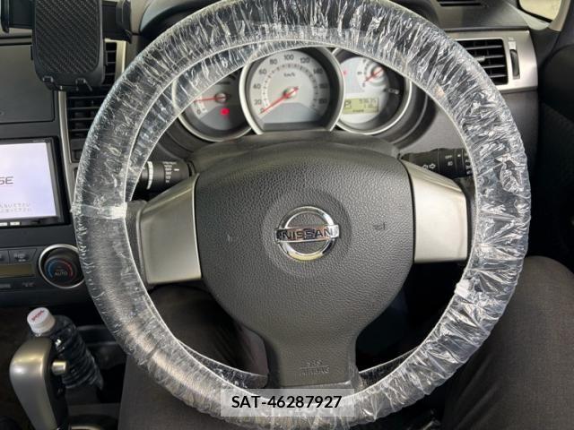 Nissan TIIDA 2011-09 8832091-16