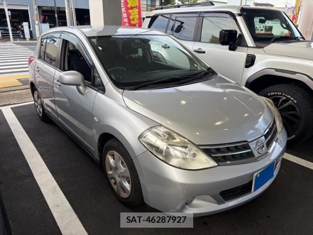 Nissan TIIDA 2011-09 8832091-1