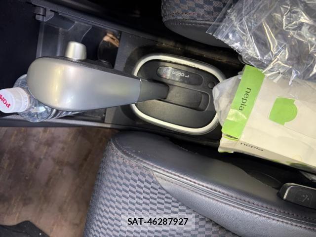Nissan TIIDA 2011-09 8832091-20