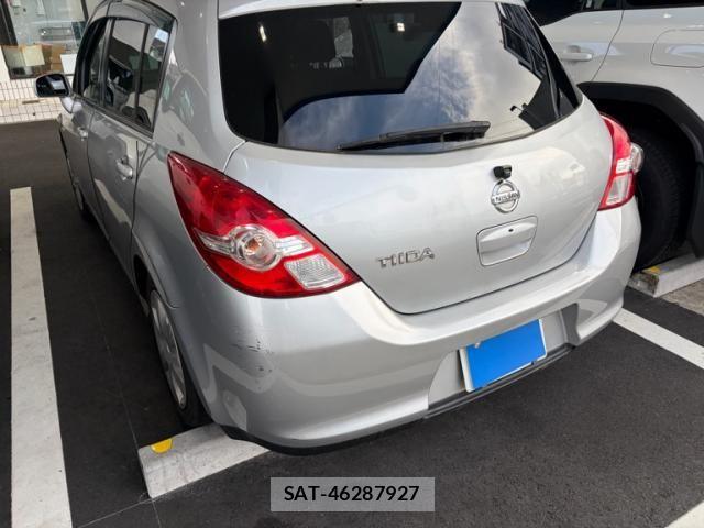 Nissan TIIDA 2011-09 8832091-3