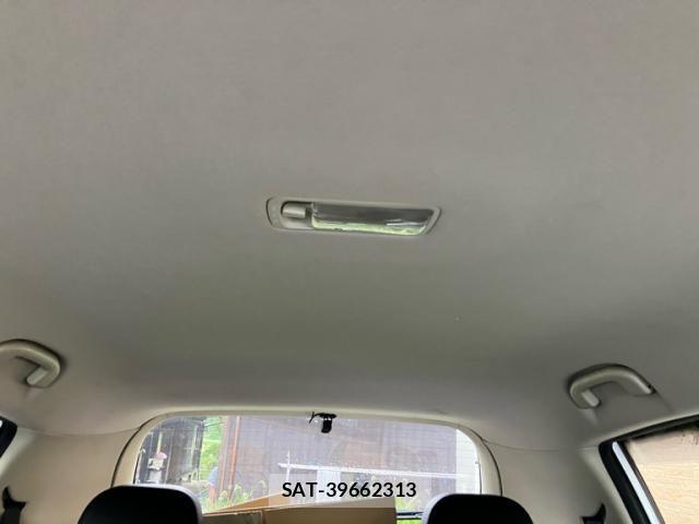Nissan TIIDA 2008-05 8850882-22