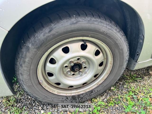 Nissan TIIDA 2008-05 8850882-7