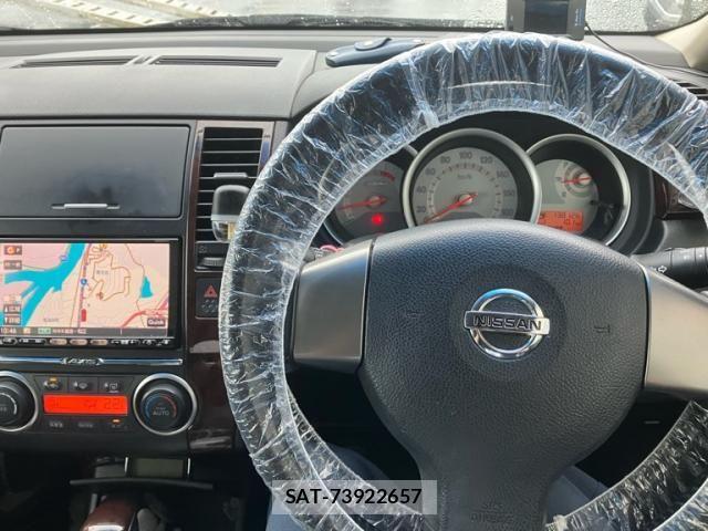 Nissan TIIDA 2009-10 8850883-22