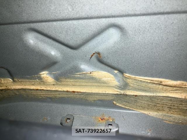 Nissan TIIDA 2009-10 8850883-24