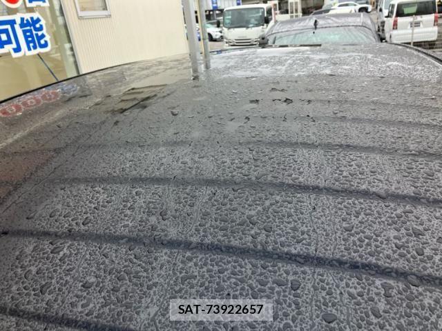 Nissan TIIDA 2009-10 8850883-4