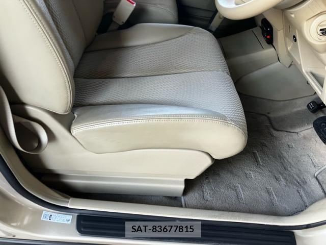 Nissan TIIDA 2008-11 8872274-13