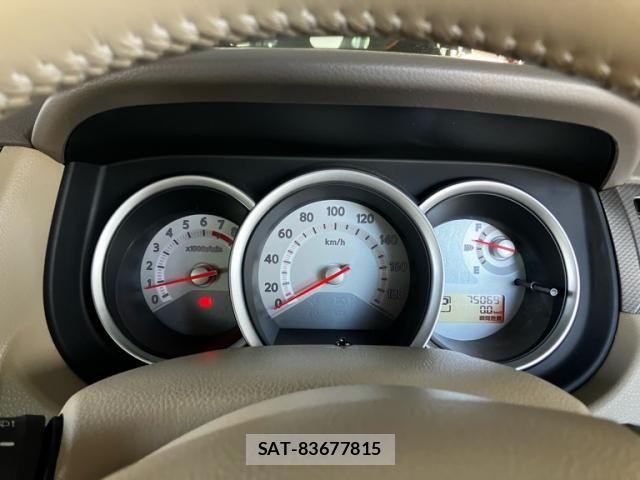 Nissan TIIDA 2008-11 8872274-17