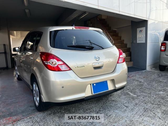 Nissan TIIDA 2008-11 8872274-2