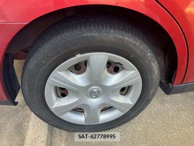 Nissan TIIDA 2010-07 8884493-5
