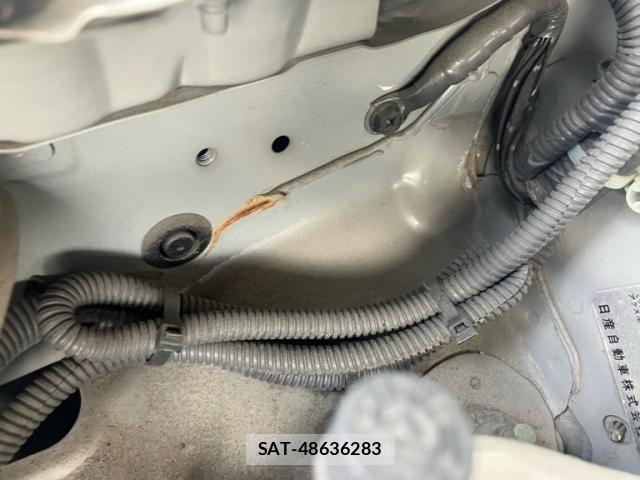Nissan TIIDA 2007-08 7903524-22