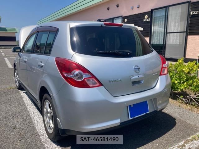 Nissan TIIDA 2009-03 7903523-7