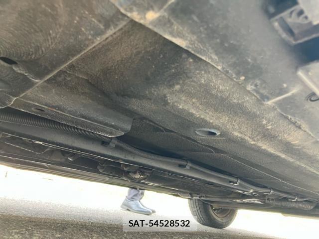 Nissan TIIDA 2005-11 8832092-12