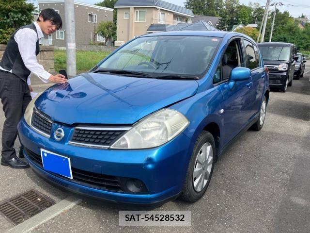 Nissan TIIDA 2005-11 8832092-1