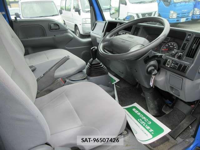Mazda TITAN 2018-02 518485-14