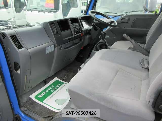 Mazda TITAN 2018-02 518485-15