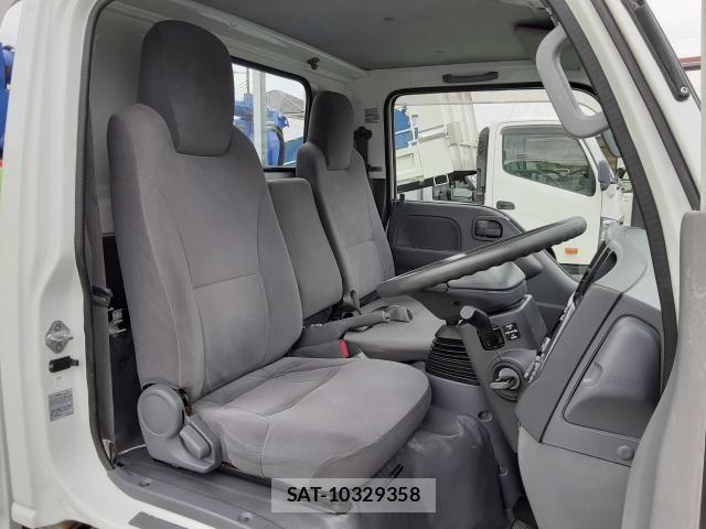 Mazda TITAN 2015-02 532331-3